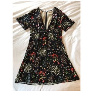 Alice + Olivia black floral print dress, size 6